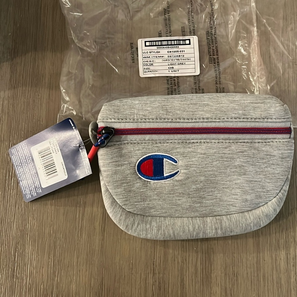 NWT Champion The Attribute Waistbag